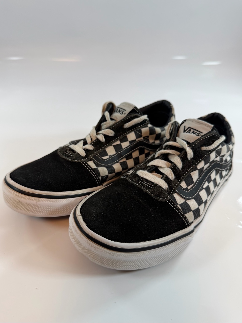 Vans Old Skool Checkerboard Sneakers Kids Size 4.0